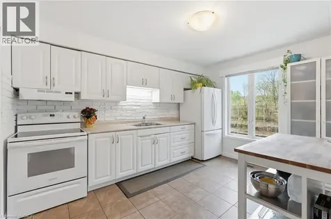 1538 Westminster Place Burlington ON L7P 2B5