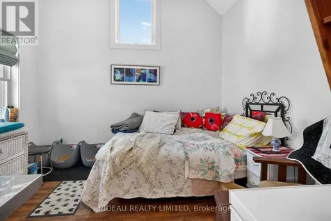 22 Perth Street Rideau Lakes ON K0G 1V0