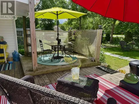 22 Perth Street Rideau Lakes ON K0G 1V0