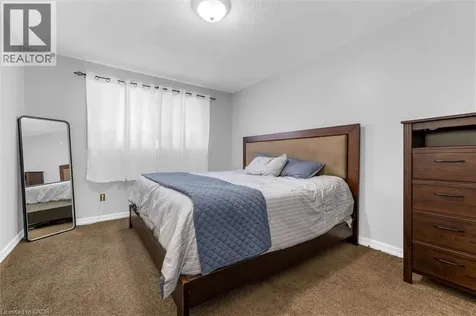 338 East 24th Street Hamilton ON L8V 2Y6