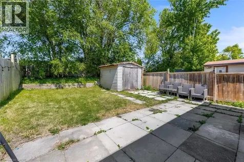 338 East 24th Street Hamilton ON L8V 2Y6