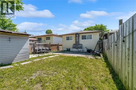 338 East 24th Street Hamilton ON L8V 2Y6