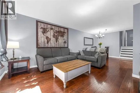 338 East 24th Street Hamilton ON L8V 2Y6