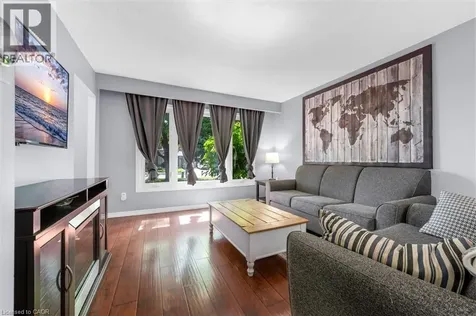 338 East 24th Street Hamilton ON L8V 2Y6