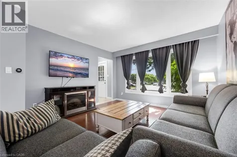 338 East 24th Street Hamilton ON L8V 2Y6