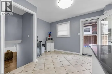 338 East 24th Street Hamilton ON L8V 2Y6
