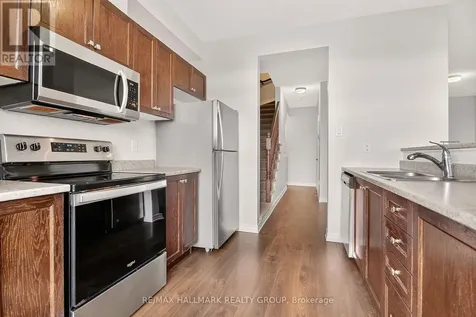 235 Hibernian Walk Ottawa ON K2V 0R6