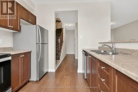 235 Hibernian Walk Ottawa ON K2V 0R6