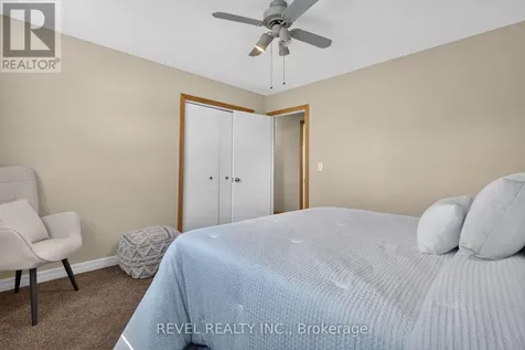 1804 St. Anne Street Tecumseh ON N8N 1V4