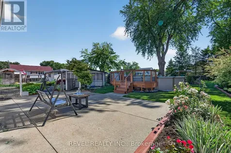 1804 St. Anne Street Tecumseh ON N8N 1V4