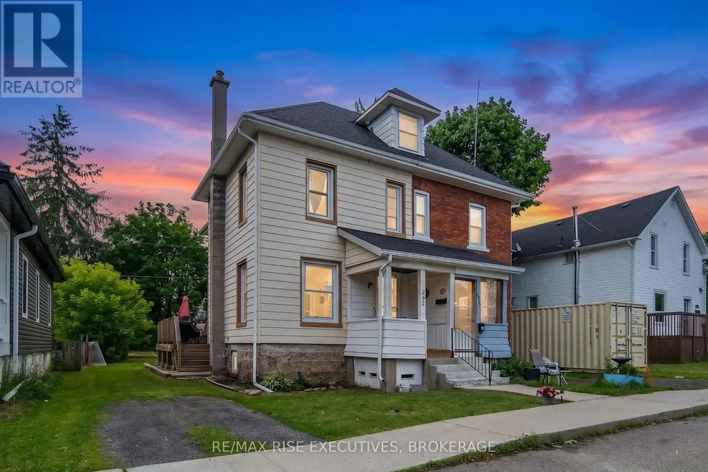 282 Sydenham Street Gananoque ON K7G 1C3