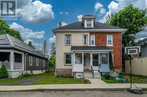 282 Sydenham Street Gananoque ON K7G 1C3