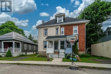 282 Sydenham Street Gananoque ON K7G 1C3