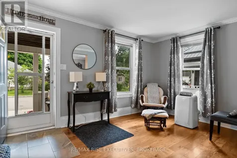 282 Sydenham Street Gananoque ON K7G 1C3