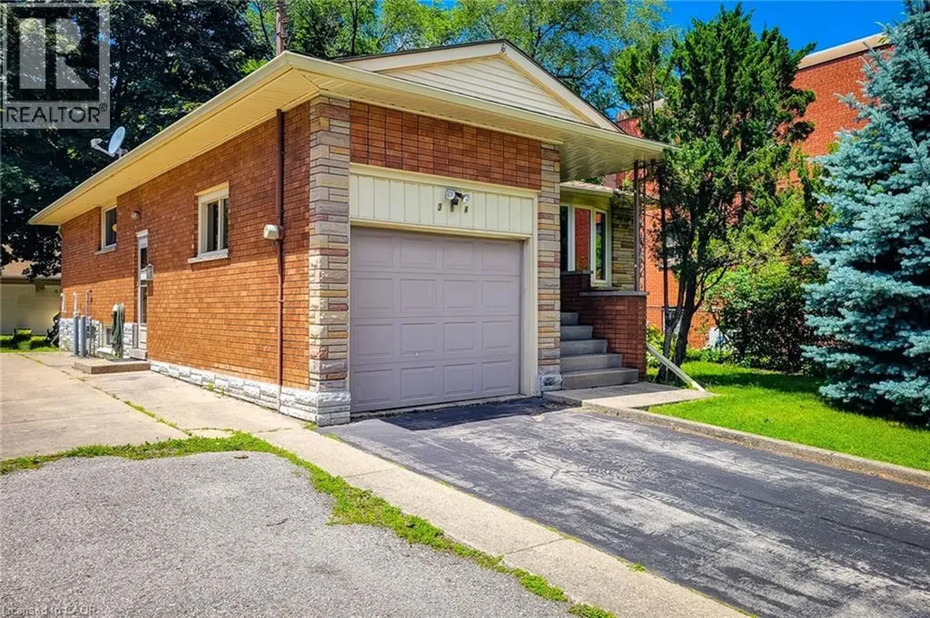 314 Upper Kenilworth Avenue Hamilton ON L8T 4G2