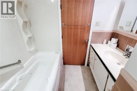 314 Upper Kenilworth Avenue Hamilton ON L8T 4G2