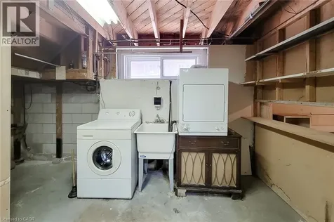 314 Upper Kenilworth Avenue Hamilton ON L8T 4G2