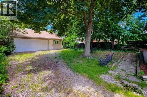314 Upper Kenilworth Avenue Hamilton ON L8T 4G2