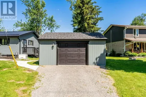 1194 Nuforest Drive Selwyn ON K0L 1T0