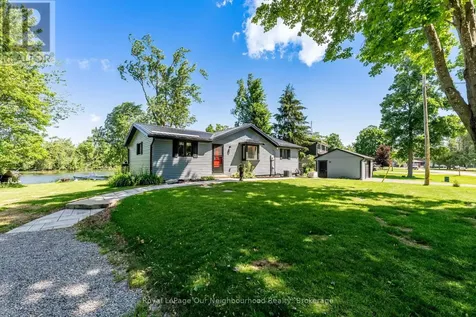 1194 Nuforest Drive Selwyn ON K0L 1T0