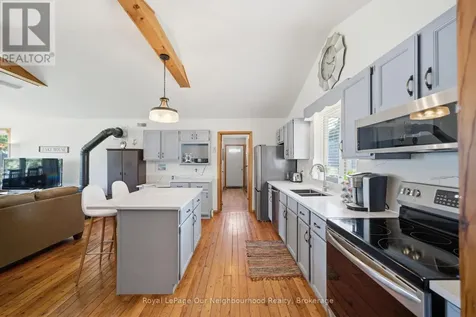 1194 Nuforest Drive Selwyn ON K0L 1T0