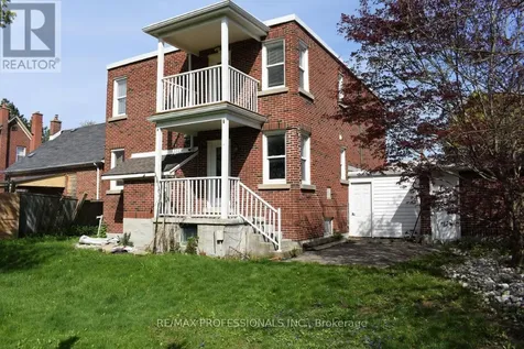 119 Erb Street Waterloo ON N2J 1M1