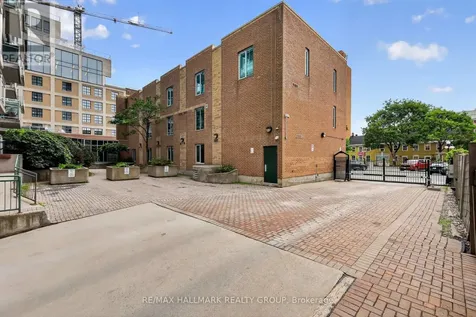 134 York Street Ottawa ON K1N 1K8