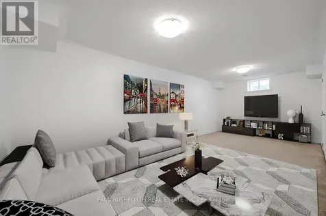 606 Pamplona Private Ottawa ON K2J 5T4