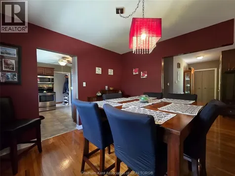 211 Faubert Drive Chatham ON N7M 2Y6