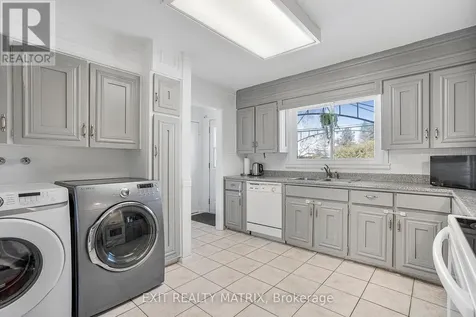 21 Frost Avenue Hawkesbury ON K6A 2T7