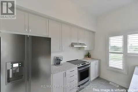150 Yvonne Crescent Blue Mountains ON L9Y 5T9
