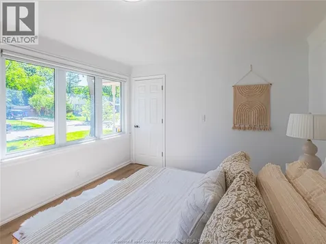 3365 Curry Avenue Windsor ON N9E 2T4