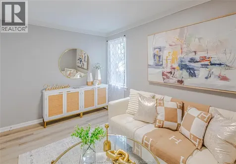 3365 Curry Avenue Windsor ON N9E 2T4