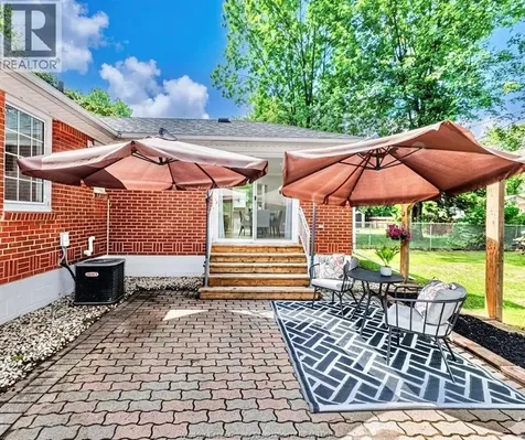 3365 Curry Avenue Windsor ON N9E 2T4