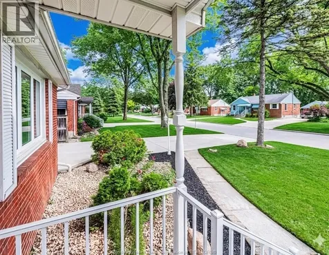 3365 Curry Avenue Windsor ON N9E 2T4
