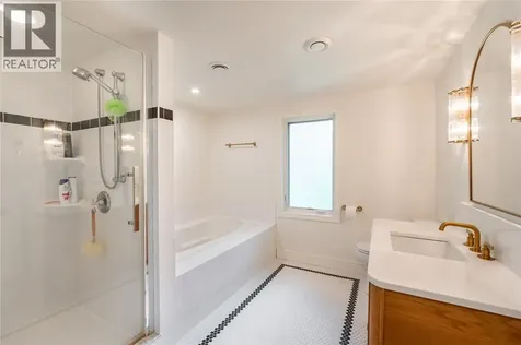 1074 Bruce Street Sarnia ON N7V 3B1