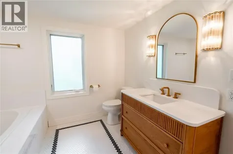 1074 Bruce Street Sarnia ON N7V 3B1