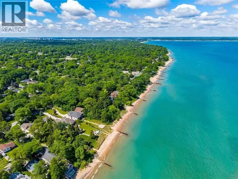 1074 Bruce Street Sarnia ON N7V 3B1