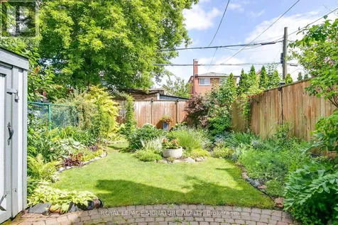 146 Gloucester Grove Toronto (oakwood Village) ON M6C 2B1