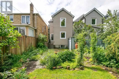 146 Gloucester Grove Toronto (oakwood Village) ON M6C 2B1