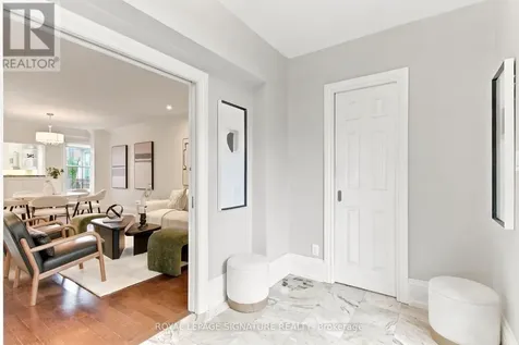 146 Gloucester Grove Toronto (oakwood Village) ON M6C 2B1