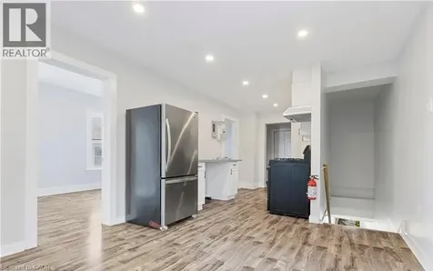 235 Hamilton Road London ON N5Z 1P9