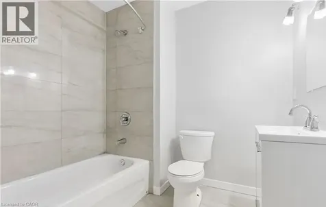 235 Hamilton Road London ON N5Z 1P9