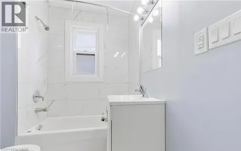 235 Hamilton Road London ON N5Z 1P9