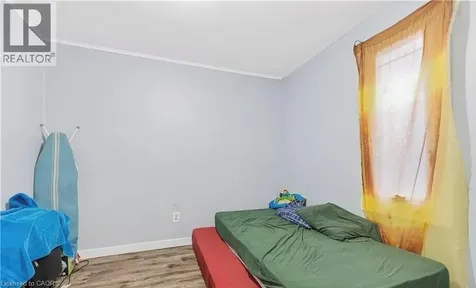 235 Hamilton Road London ON N5Z 1P9