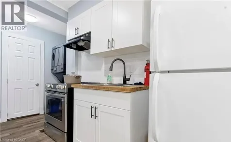235 Hamilton Road London ON N5Z 1P9