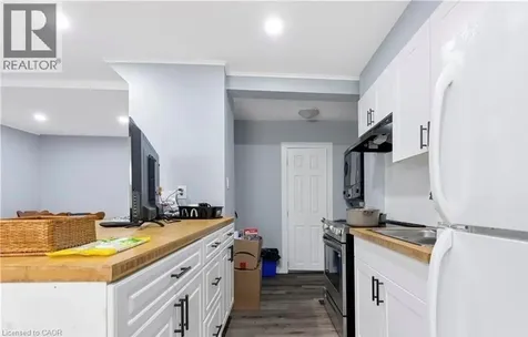 235 Hamilton Road London ON N5Z 1P9