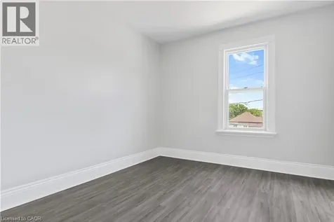 235 Hamilton Road London ON N5Z 1P9