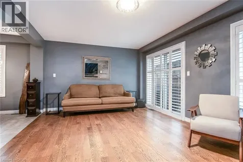 105 Captain Mccallum Drive New Hamburg ON N3A 0B5