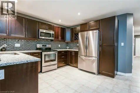 105 Captain Mccallum Drive New Hamburg ON N3A 0B5